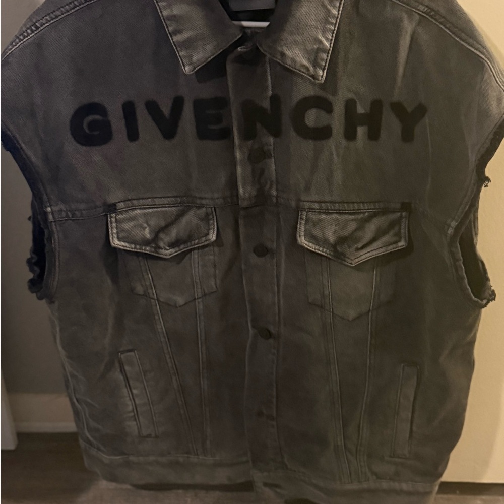 Givenchy Oversized Sleeveless jacket/vest